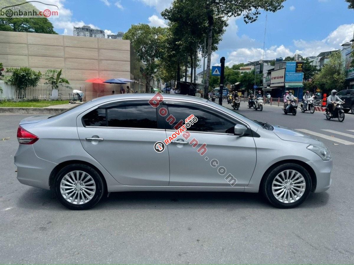 Cần bán Suzuki Ciaz 1.4AT đời 2017, màu bạc, nhập khẩu  -1