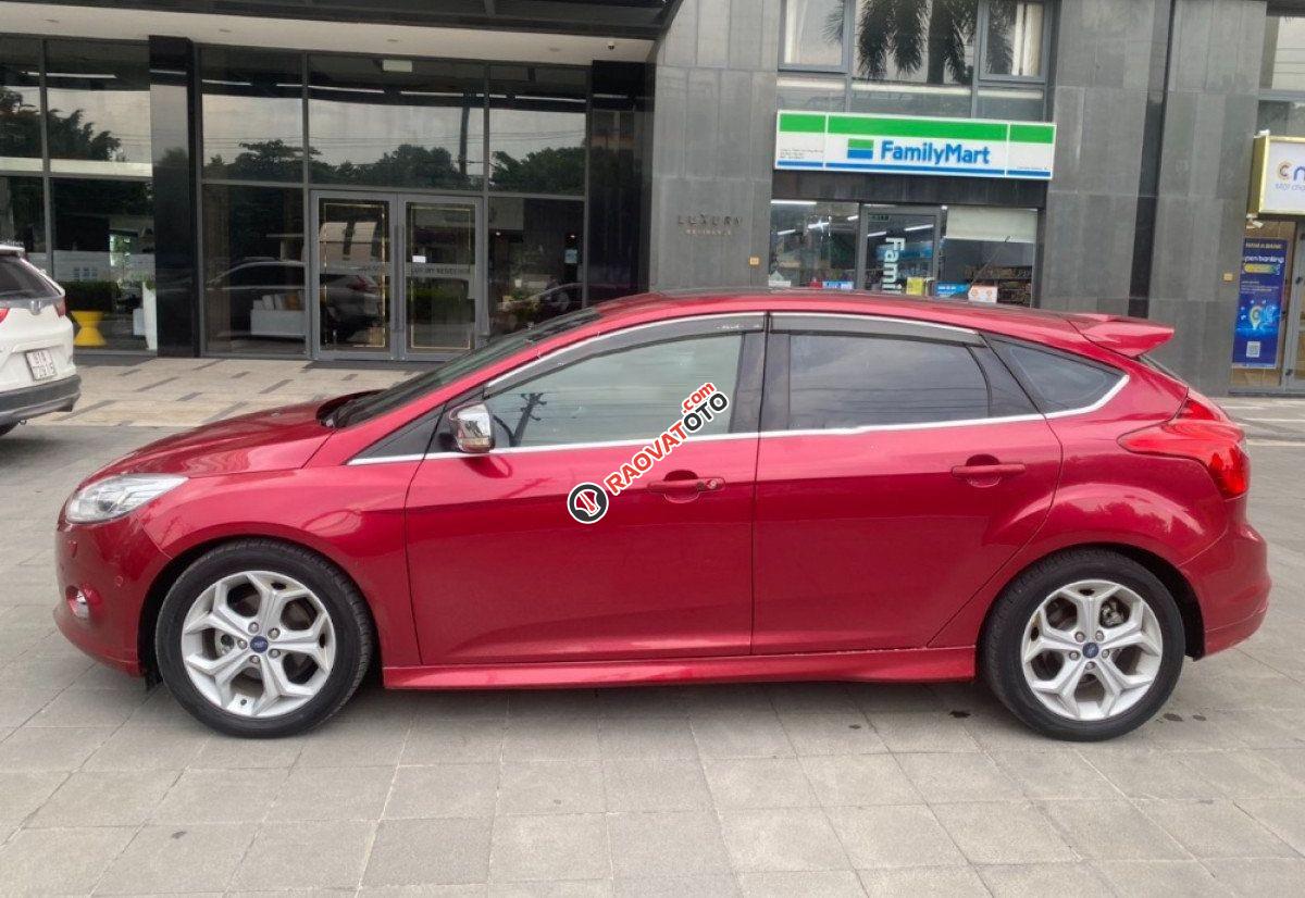 Cần bán lại xe Ford Focus 2.0L sản xuất năm 2014, màu đỏ-5
