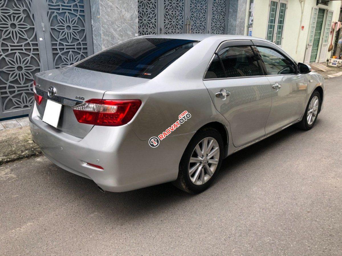 Bán Toyota Camry 2.5G 2014, màu bạc, giá tốt-2