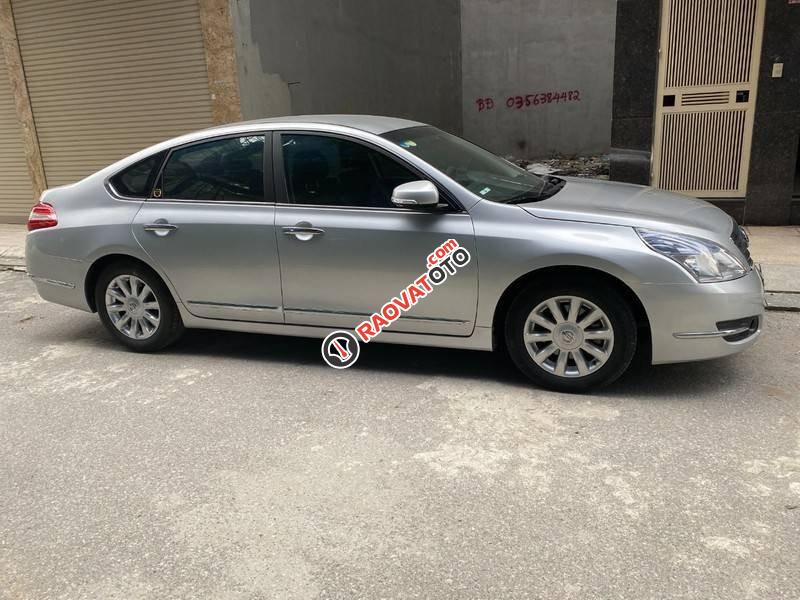 Cần bán lại xe Nissan Teana 2.0AT đời 2010, nhập khẩu còn mới, giá 330tr-7