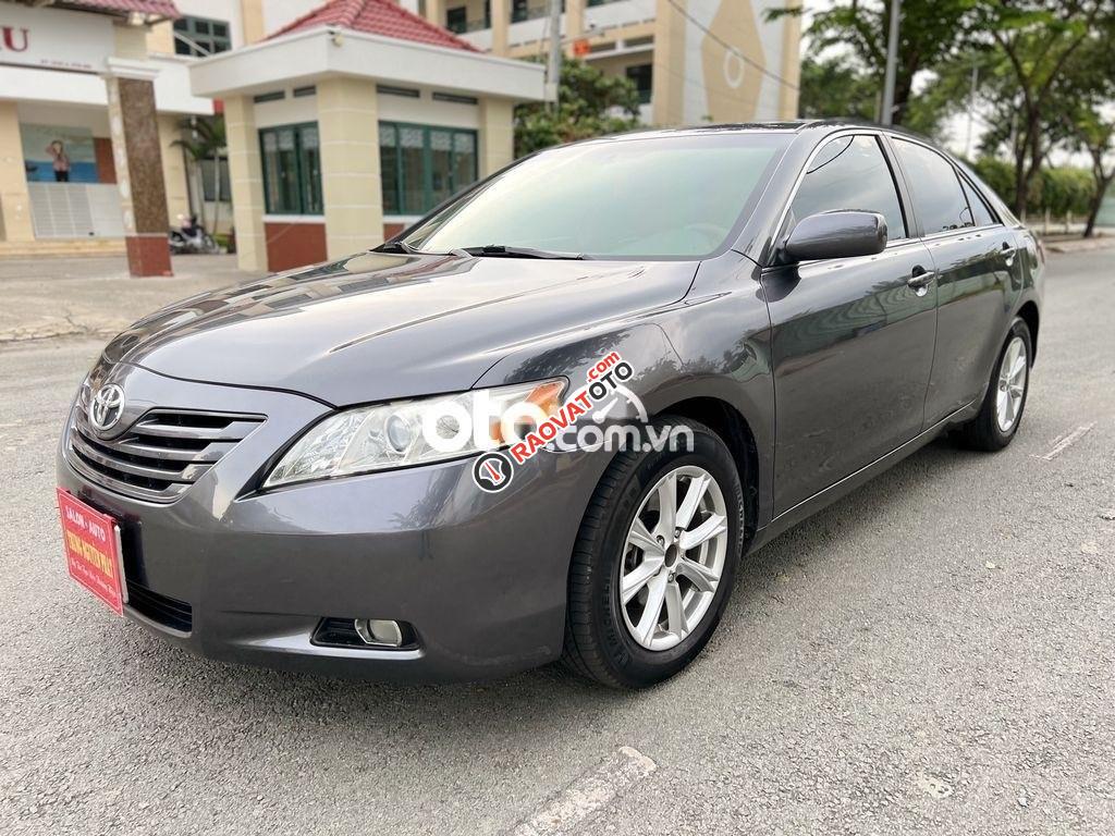 Bán Toyota Camry LE đời 2008, màu xám-9