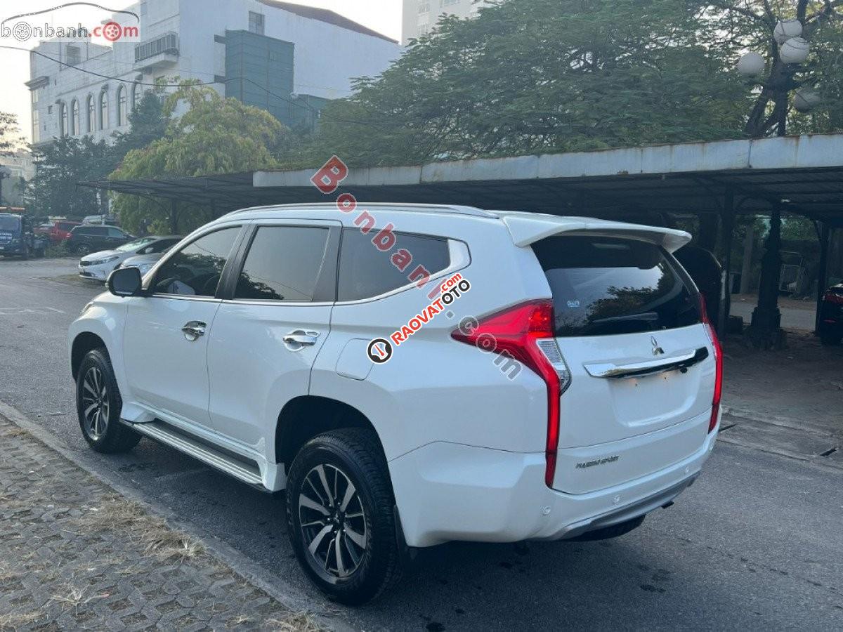 Cần bán xe Mitsubishi Pajero đời 2019, màu trắng, xe nhập  -2