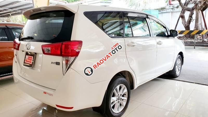 Cần bán lại xe Toyota Innova G năm sản xuất 2016, màu trắng, giá tốt-6