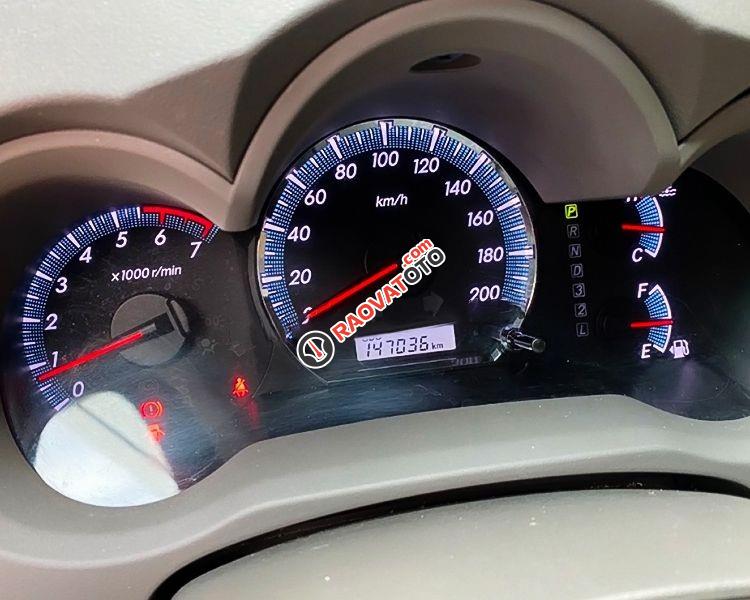 Cần bán lại xe Toyota Fortuner 2.7V năm sản xuất 2014, màu bạc-7