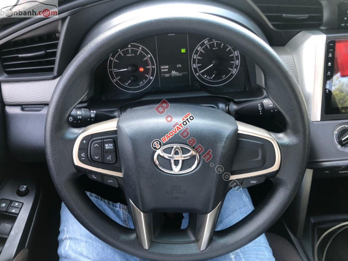 Bán Toyota Innova E 2.0 MT năm sản xuất 2020, màu trắng số sàn, giá tốt-2