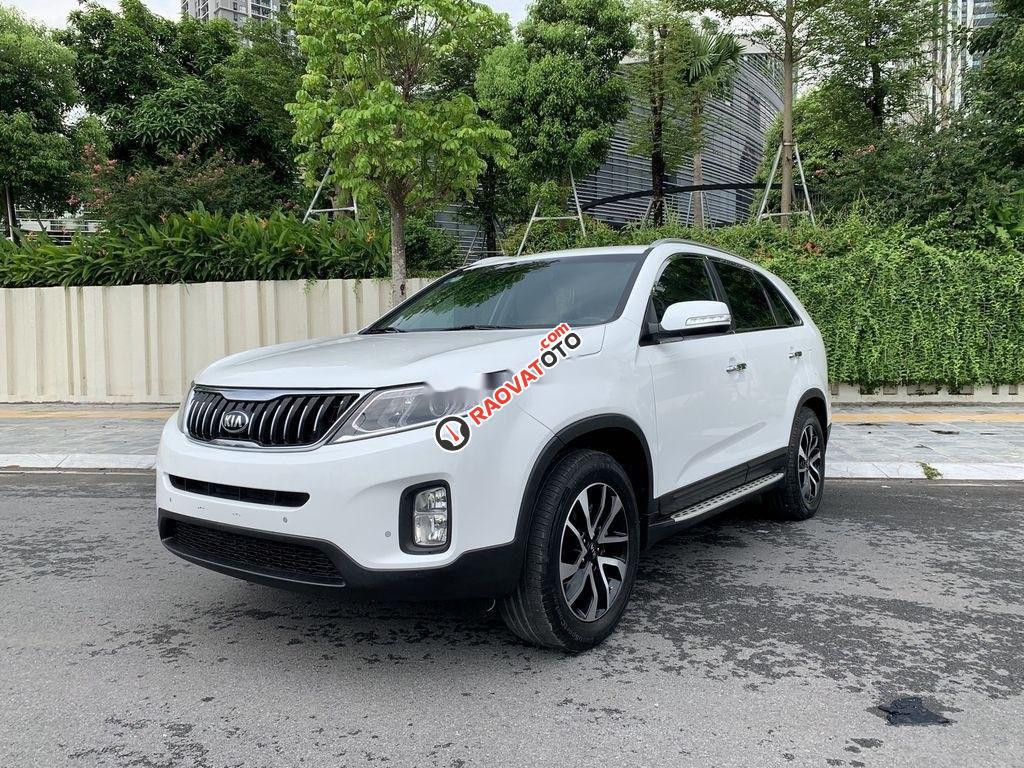 Cần bán lại xe Kia Sorento 2.4GAT năm 2018-2