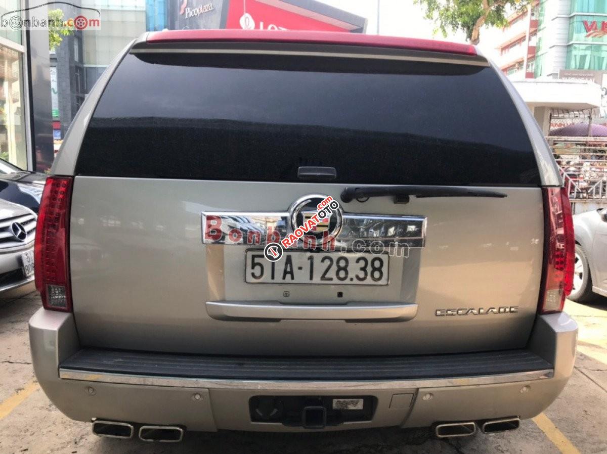 Cần bán lại xe Cadillac Escalade năm sản xuất 2007, màu bạc, xe nhập-5