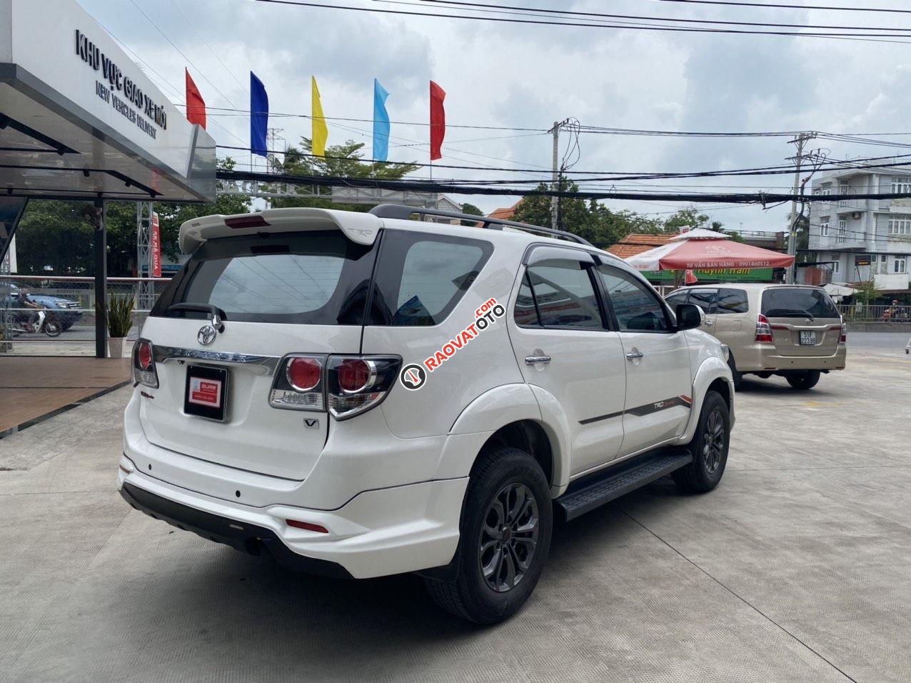 Fortuner 2.7AT bản thể thao 2016 - LH xem xe giá tốt-3