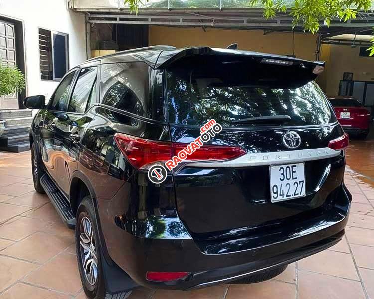 Cần bán xe Toyota Fortuner 2.4G 4x2 MT sản xuất năm 2017, màu đen, nhập khẩu-6