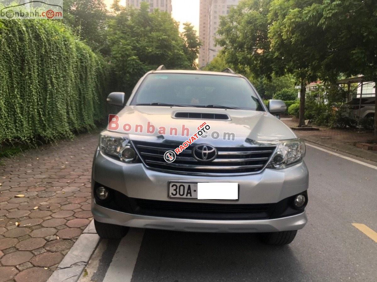 Bán xe Toyota Fortuner 2.5G năm 2014, giá 595tr-7