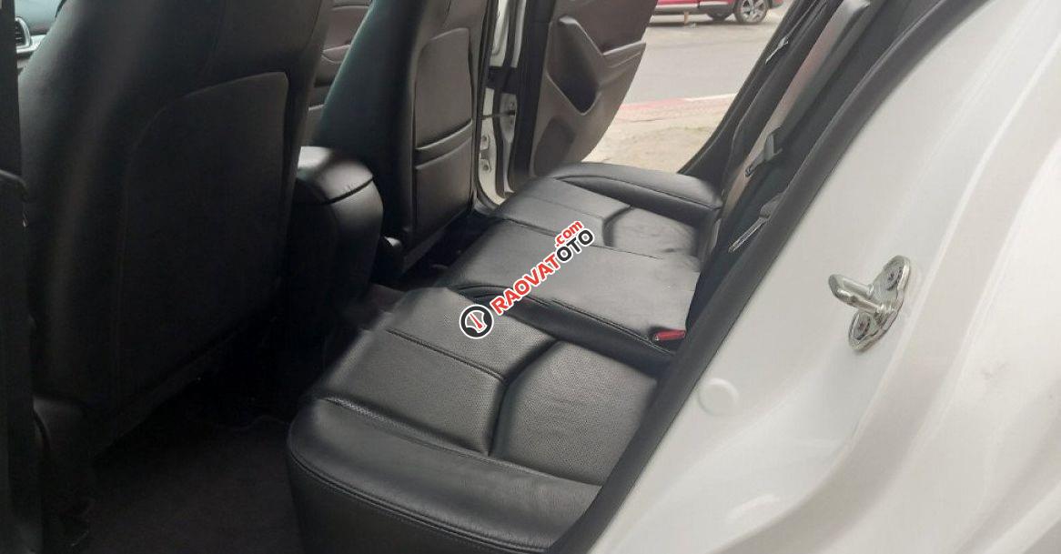 Cần bán lại xe Hyundai i30 CW 1.6 AT 2011, màu trắng, nhập khẩu chính chủ-1