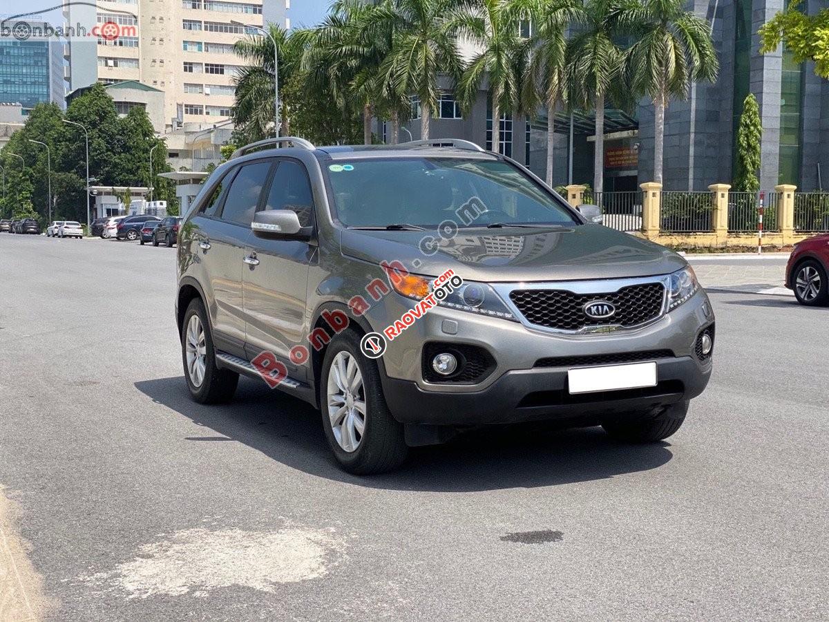 Cần bán gấp Kia Sorento 2.4 AT sản xuất năm 2013, màu xám-9