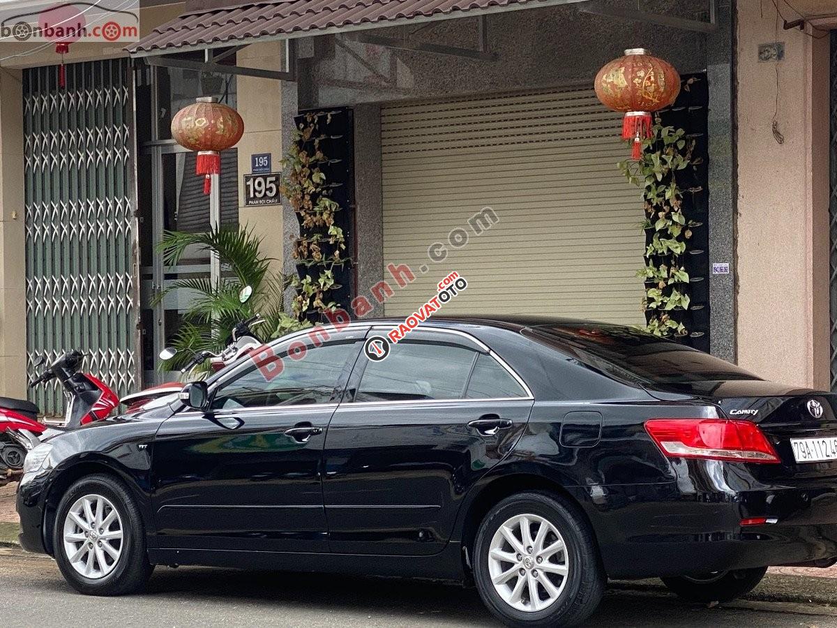 Bán Toyota Camry G năm 2010, màu đen còn mới-5