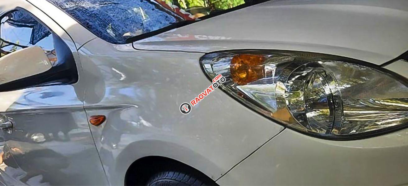 Bán xe Hyundai i20 1.4 AT 2011, màu trắng, xe nhập chính chủ, giá 279tr-4