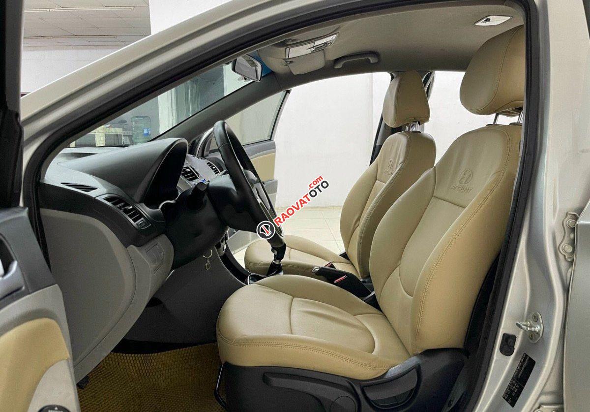 Bán Hyundai Accent 1.4 MT đời 2015, màu bạc, nhập khẩu Hàn Quốc giá cạnh tranh-1