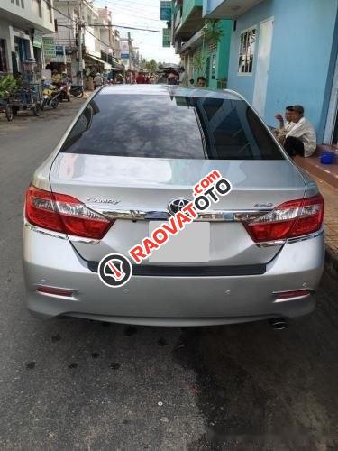 Bán Toyota Camry 2.5G năm sản xuất 2013, màu bạc như mới, giá tốt-3