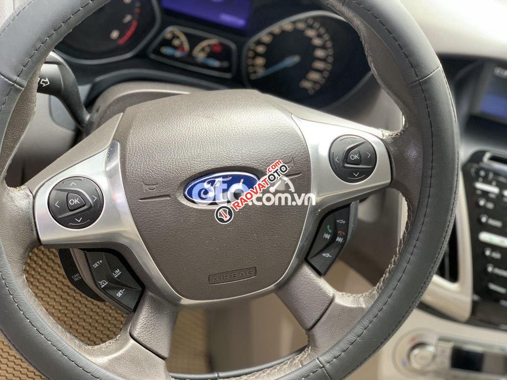 Bán Ford Focus Titanium 2014, màu bạc, giá tốt-1