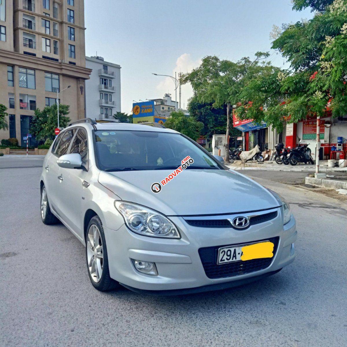 Cần bán gấp Hyundai i30 CW 1.6 AT 2009, màu bạc, xe nhập  -4