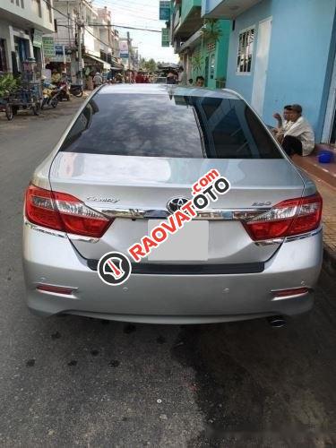 Bán Toyota Camry G sản xuất 2014, màu bạc như mới-4