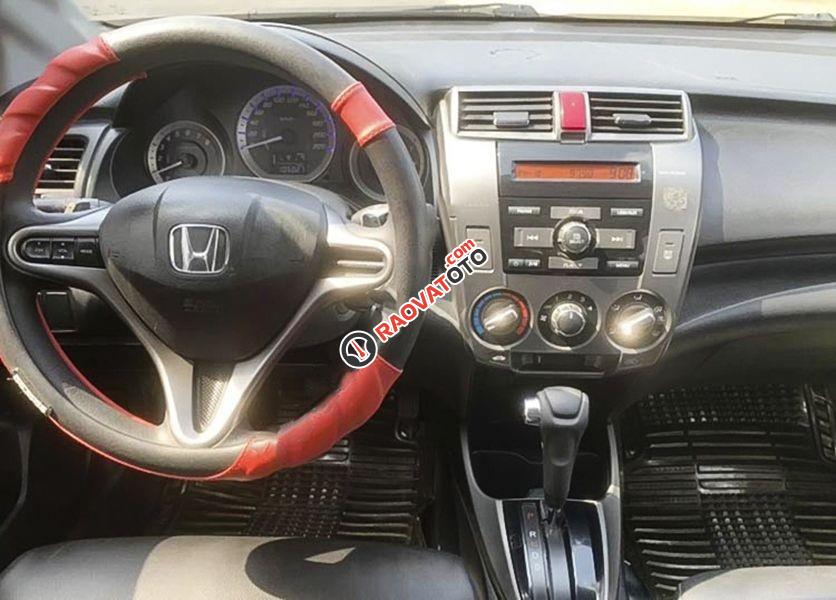 Cần bán Honda City 1.5AT 2014, màu xám số tự động-3