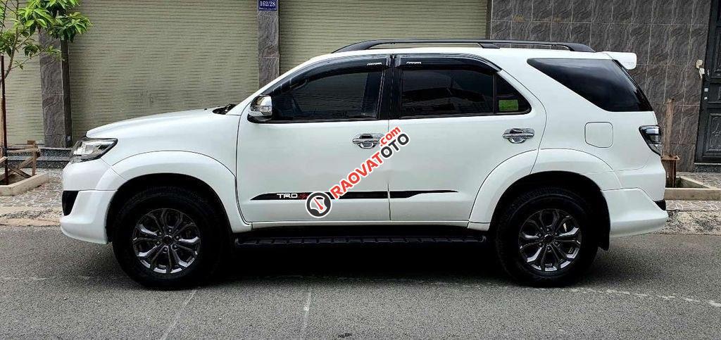 Cần bán lại xe Toyota Fortuner Sportivo sản xuất 2015, màu trắng, 660tr-1