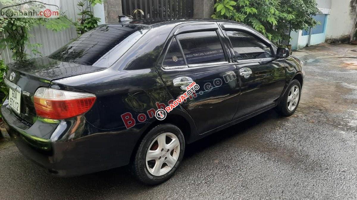 Xe Toyota Vios MT sản xuất 2005, màu đen còn mới-2