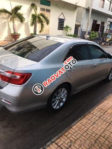 Bán Toyota Camry G sản xuất 2014, màu bạc như mới-2