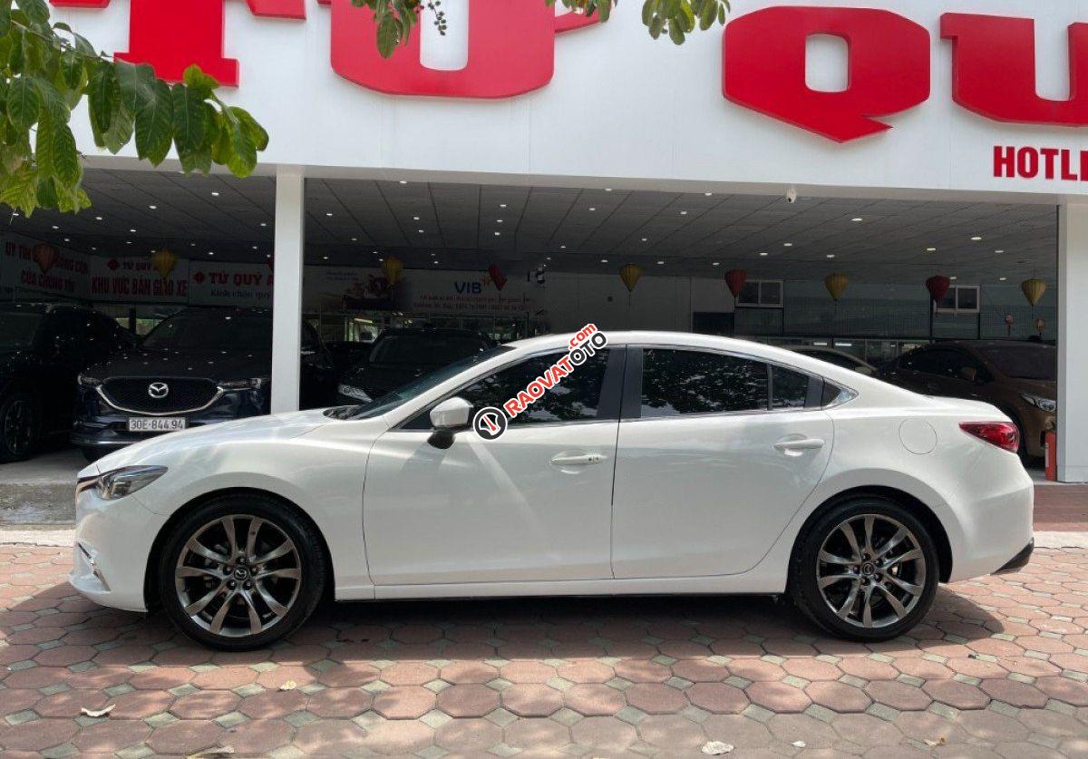 Bán Mazda 6 2.0L Premium đời 2017, màu trắng-4
