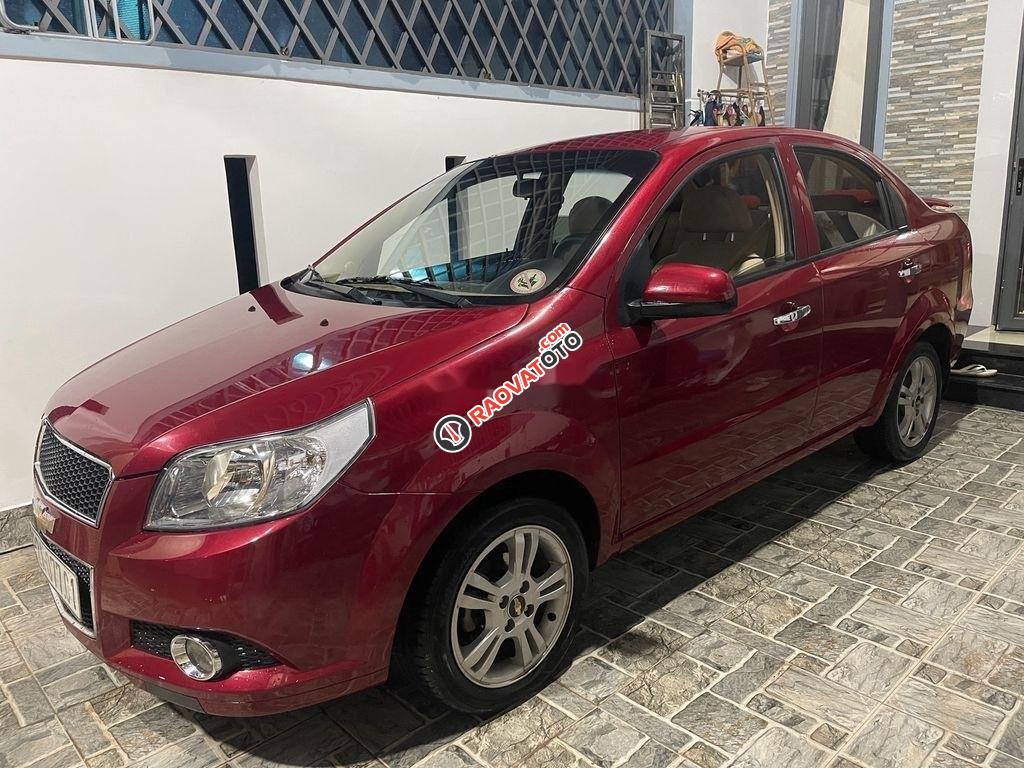 Cần bán xe Chevrolet Aveo LTZ sản xuất 2016, màu đỏ như mới, giá tốt-0