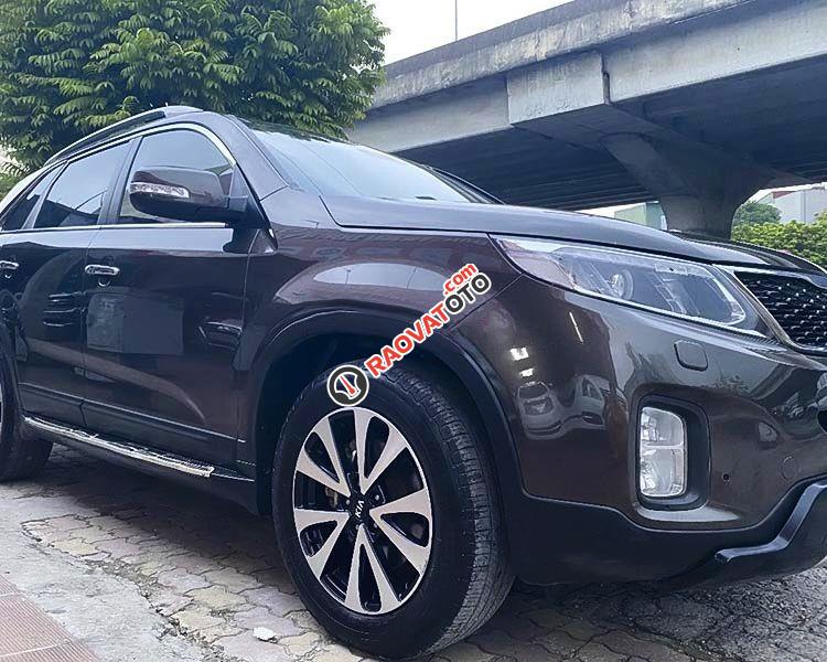 Cần bán xe Kia Sorento GATH sản xuất 2015, màu nâu-5
