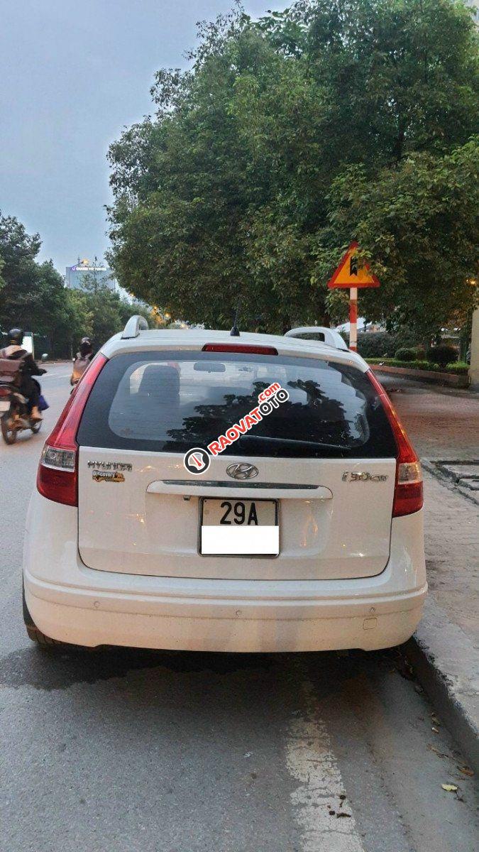 Cần bán lại xe Hyundai i30 CW 1.6 AT 2011, màu trắng, nhập khẩu chính chủ-5
