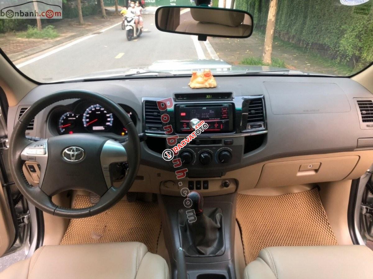 Bán xe Toyota Fortuner 2.5G năm 2014, giá 595tr-4