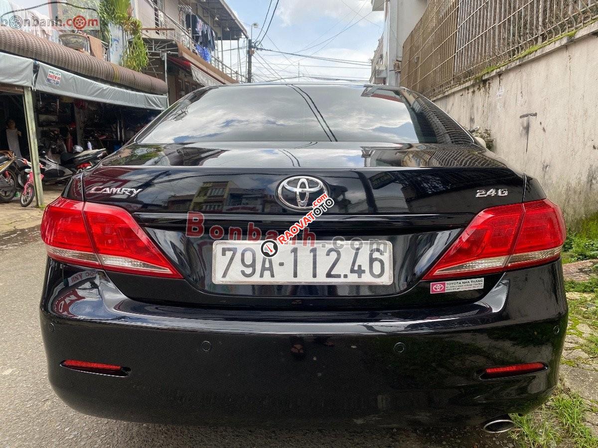 Bán Toyota Camry G năm 2010, màu đen còn mới-8