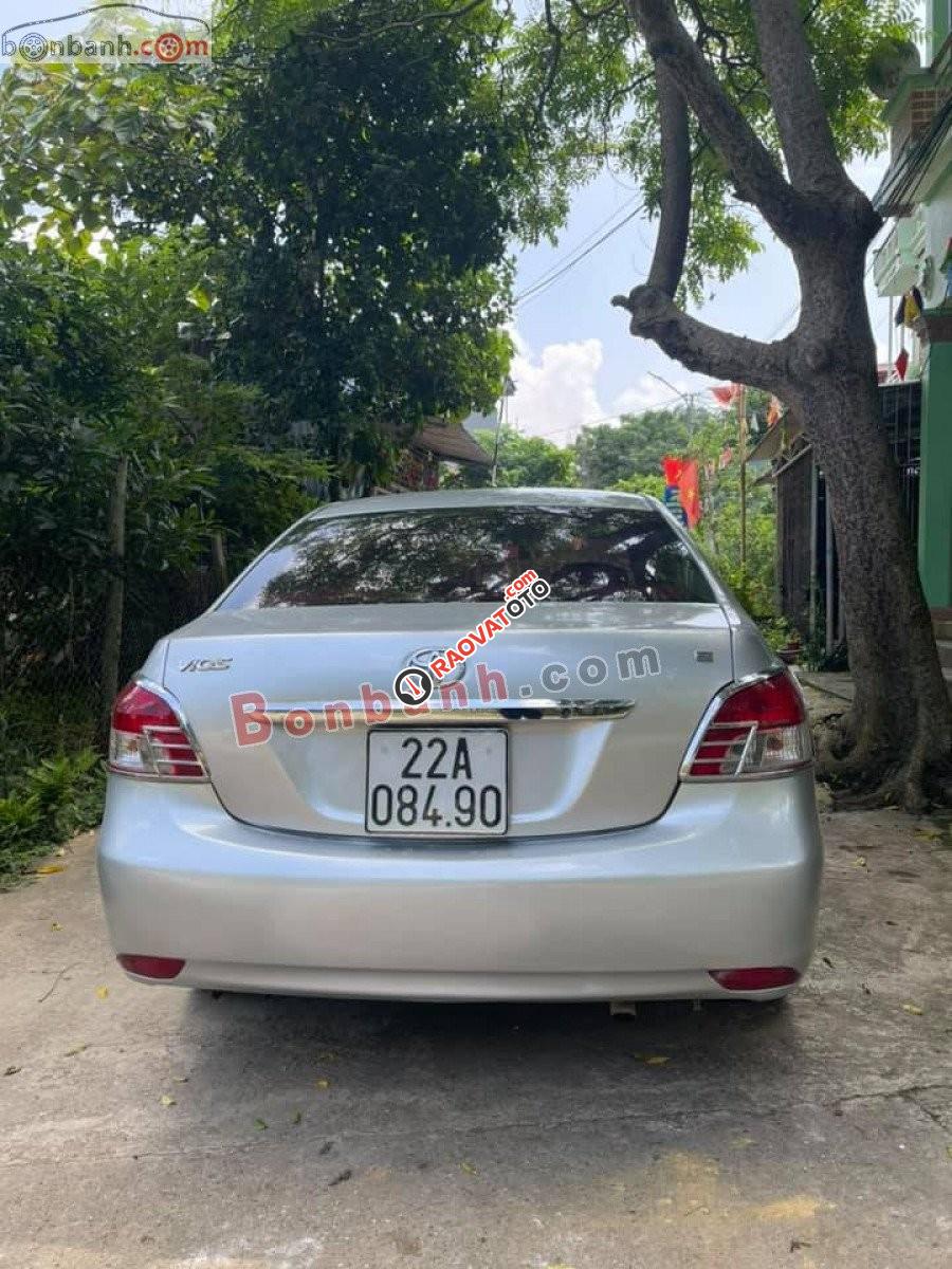 Cần bán gấp Toyota Vios 1.5E năm 2008, màu bạc-3