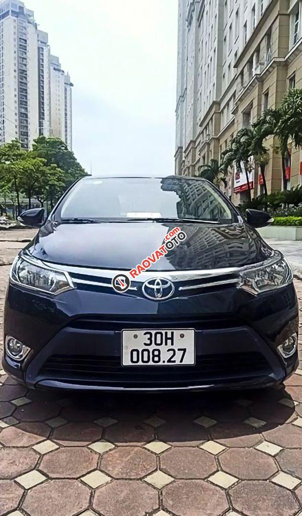 Cần bán lại xe Toyota Vios 1.5E năm 2015, màu đen còn mới-1