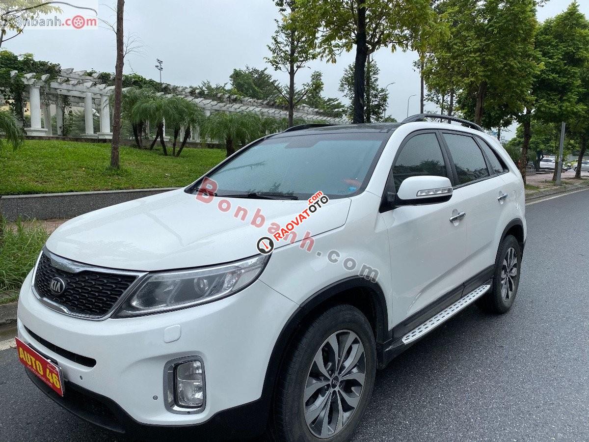 Bán Kia Sorento DATH năm 2016, màu trắng chính chủ-6