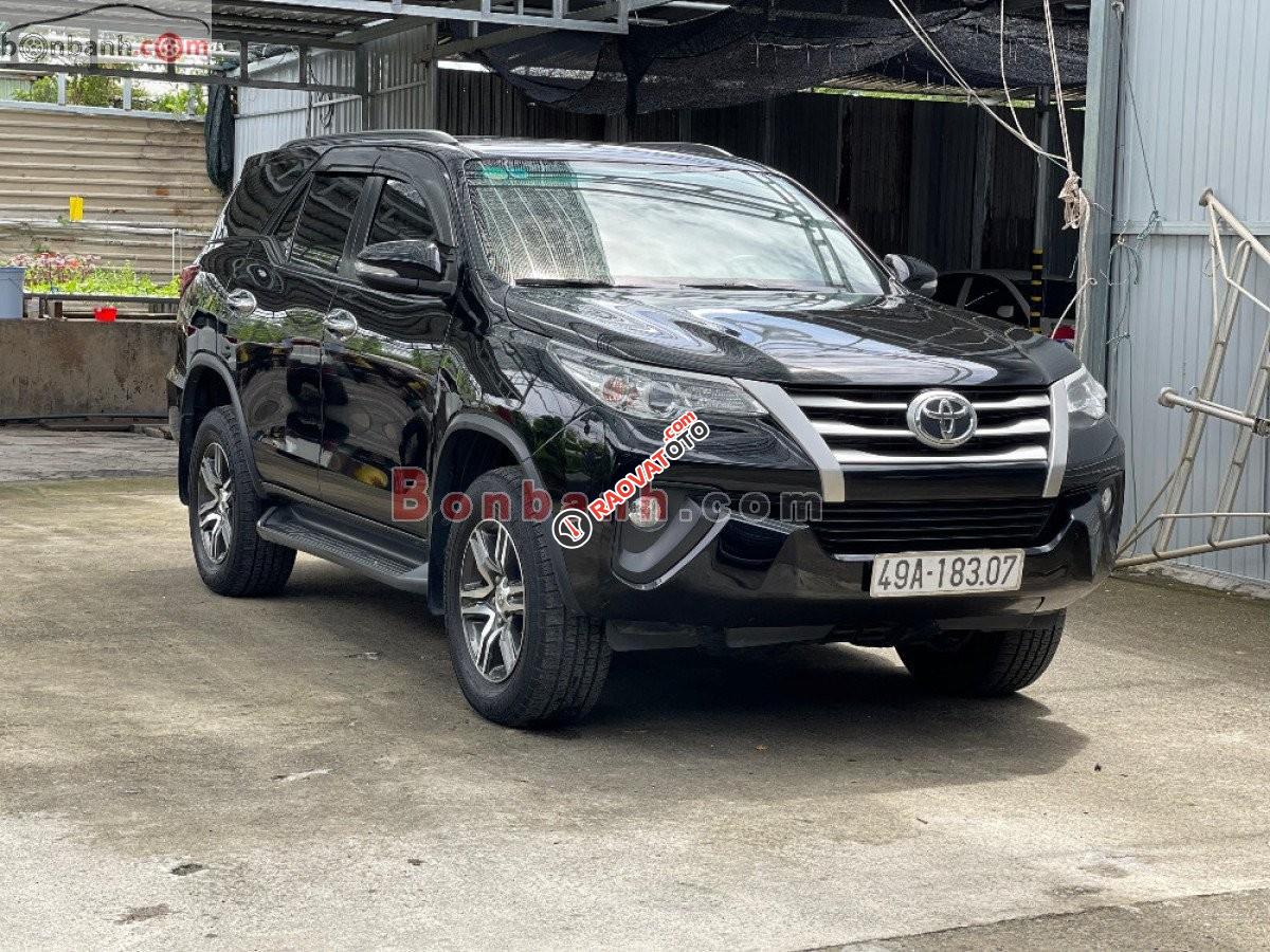 Cần bán Toyota Fortuner 2.4G 4x2 MT đời 2017, màu đen, nhập khẩu số sàn, 760tr-2
