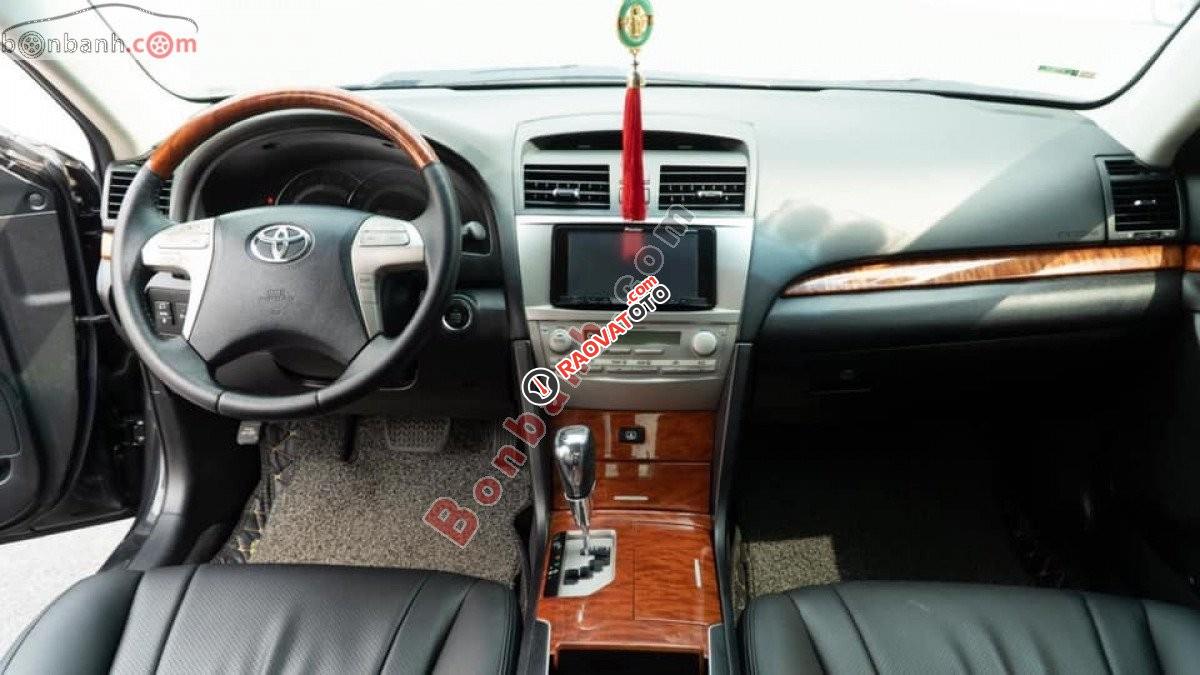 Bán Toyota Camry 3.5Q đời 2010, màu đen-3