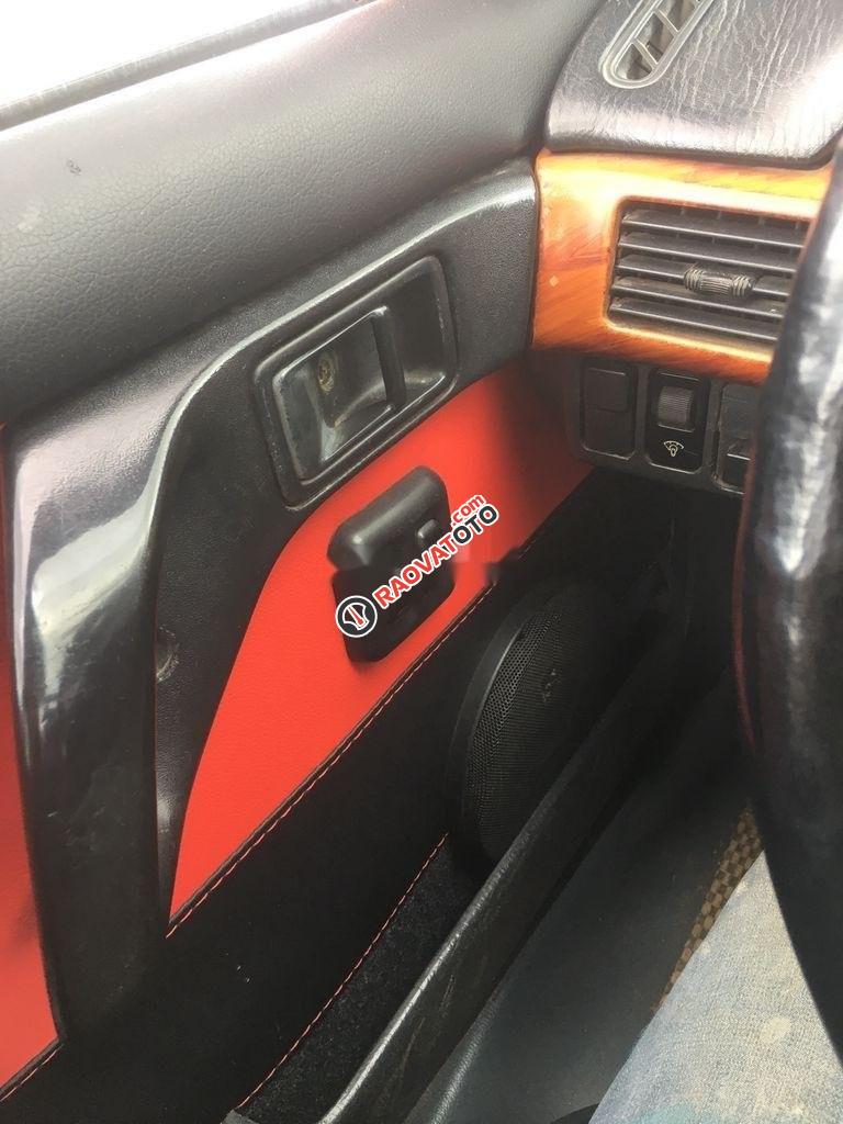 Cần bán xe Mazda 323 đời 1993, màu đỏ số sàn-7