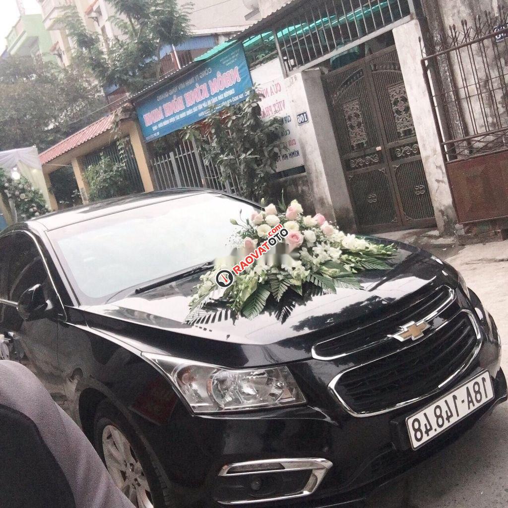 Bán xe Chevrolet Cruze 1.6 LT năm 2016, màu đen chính chủ-0