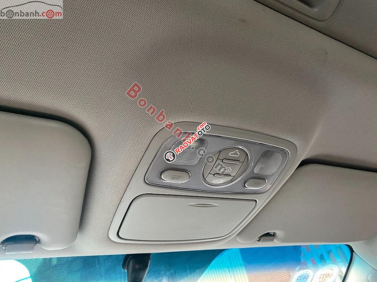 Cần bán Kia Carens 2.0 AT đời 2009 còn mới, giá 268tr-8