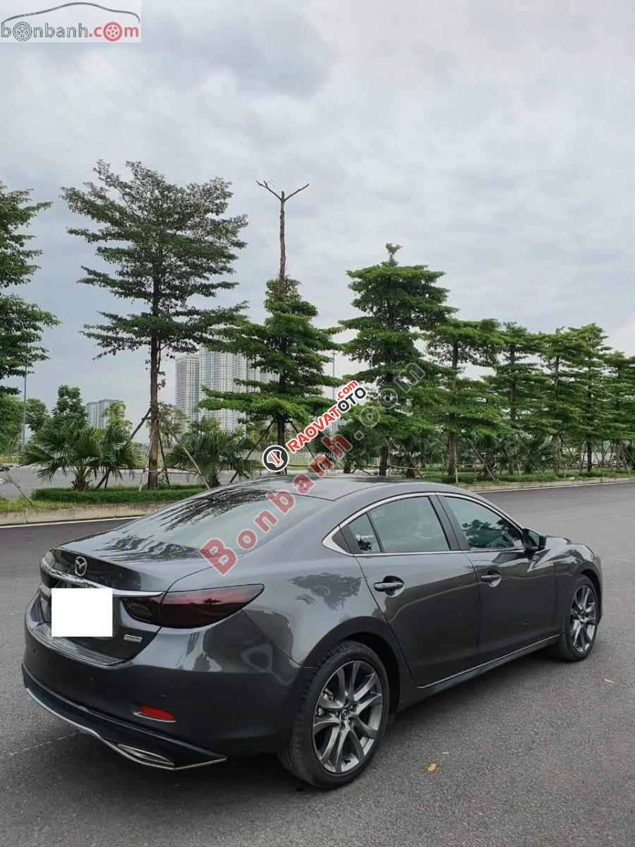 Bán xe Mazda 6 2.0L Premium 2017, màu xám chính chủ, giá 745tr-1