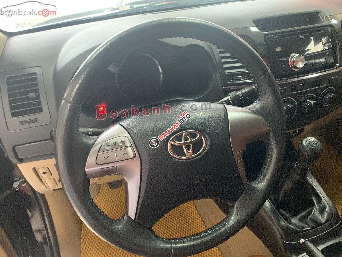Cần bán Toyota Fortuner 2.5G đời 2014, màu đen-3