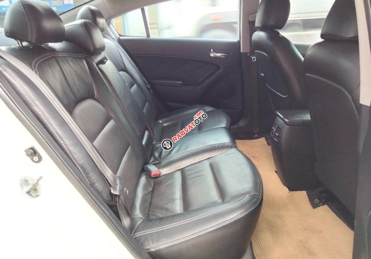 Bán Kia K3 MT đời 2014, màu trắng chính chủ, giá chỉ 359 triệu-2