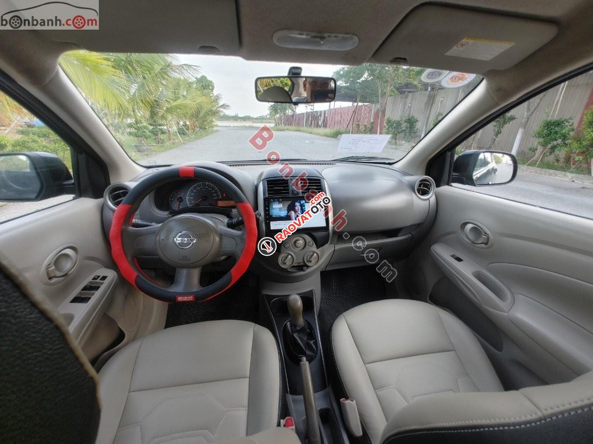 Bán Nissan Sunny XL đời 2015, màu đen còn mới giá cạnh tranh-6