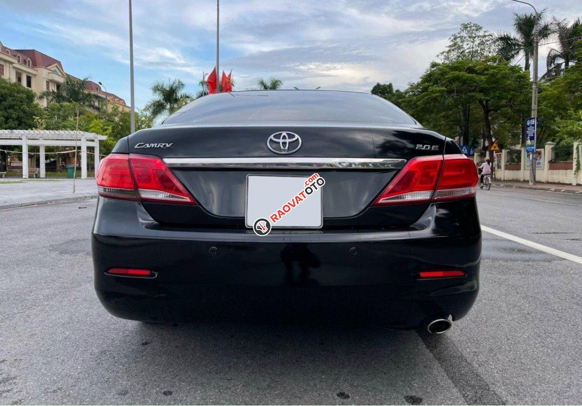 Cần bán gấp Toyota Camry 2.0E sản xuất 2009, màu đen -3