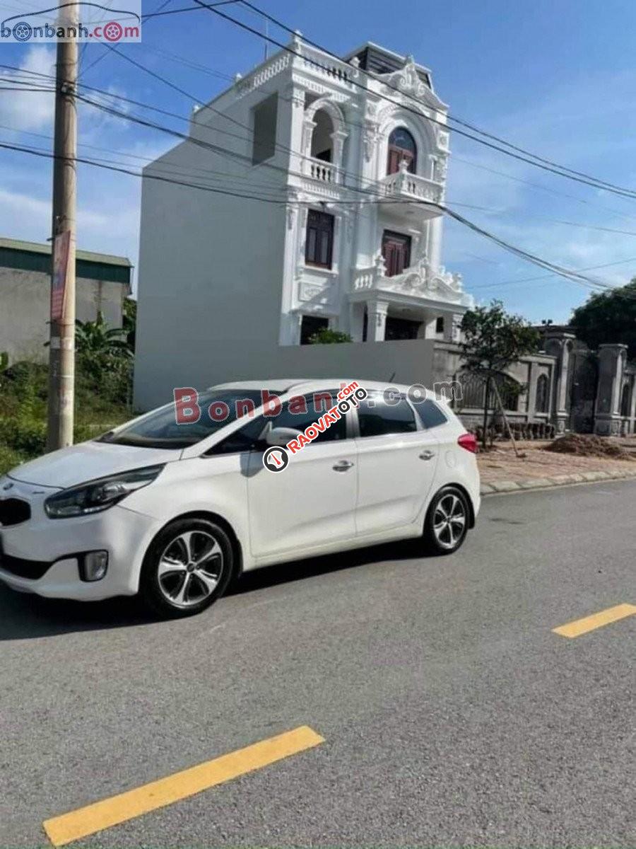 Bán Kia Rondo GAT 2015, màu trắng, giá tốt-0