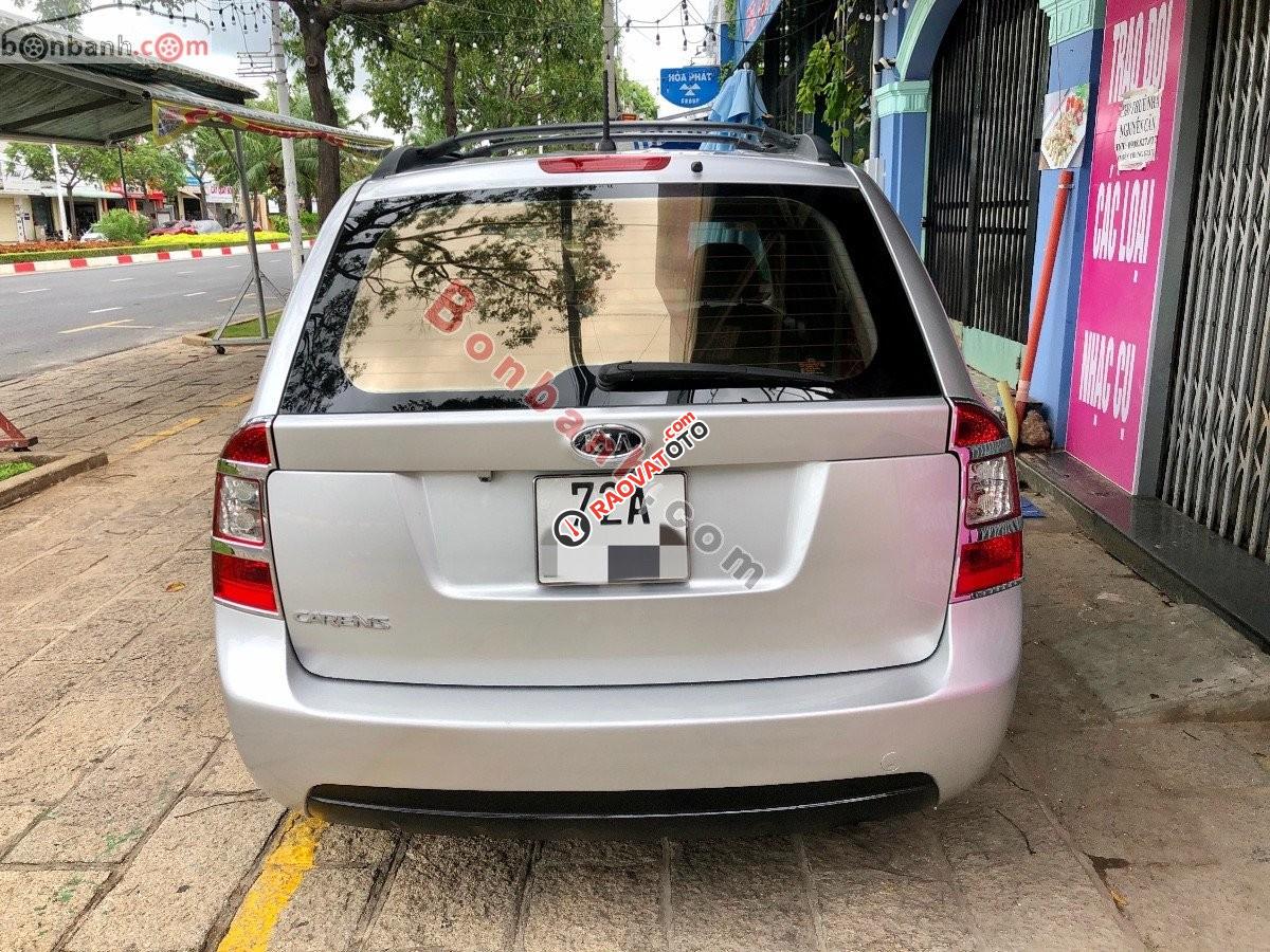 Cần bán Kia Carens 2.0 AT năm sản xuất 2008, màu bạc, nhập khẩu nguyên chiếc, 265 triệu-2