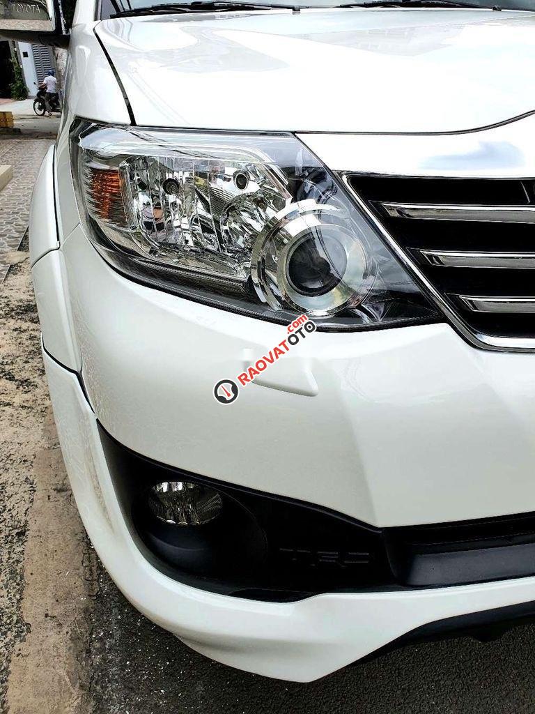Cần bán lại xe Toyota Fortuner Sportivo sản xuất 2015, màu trắng, 660tr-3