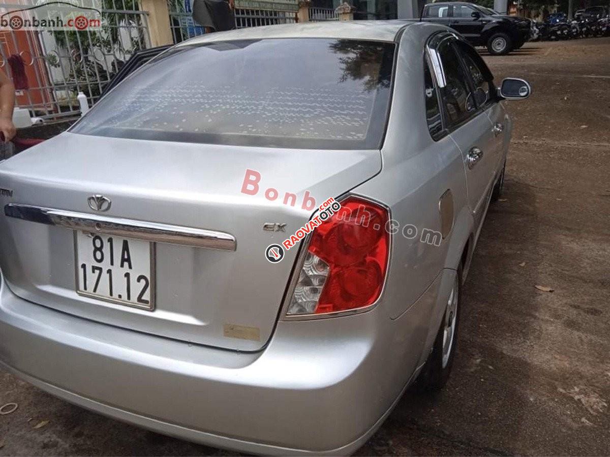 Cần bán lại xe Daewoo Lacetti EX đời 2009, màu bạc còn mới-7